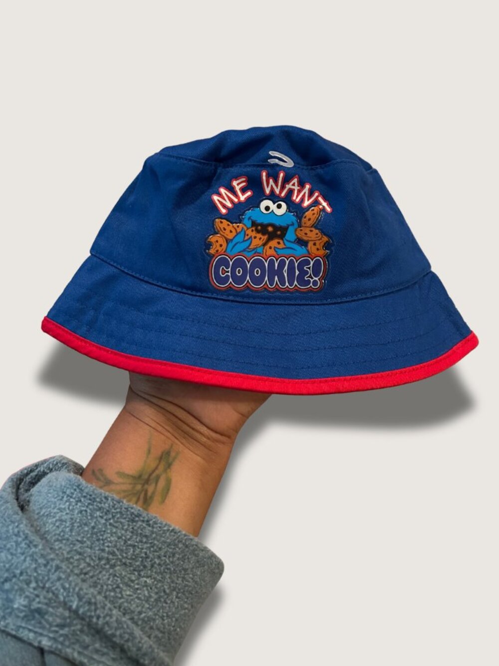 Y2K-Inspired (2010) Sesame Street - Cookie Monster Bucket Hat